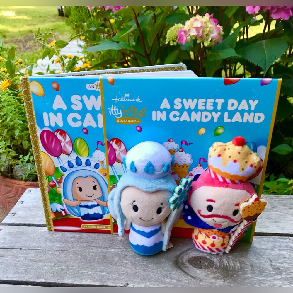 New HALLMARK Candy Land Itty Bittys Plush Book Set Gift Collectible Stuffed Toy